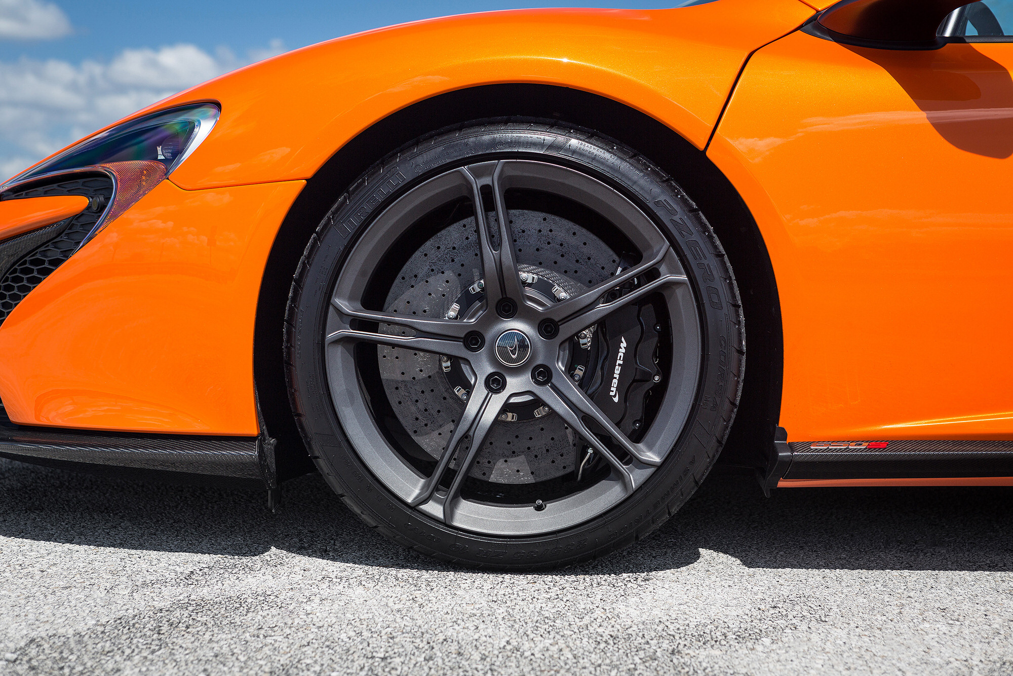 Brakes of 2015 McLaren 650S, photographed for Car and Driver Magazine.