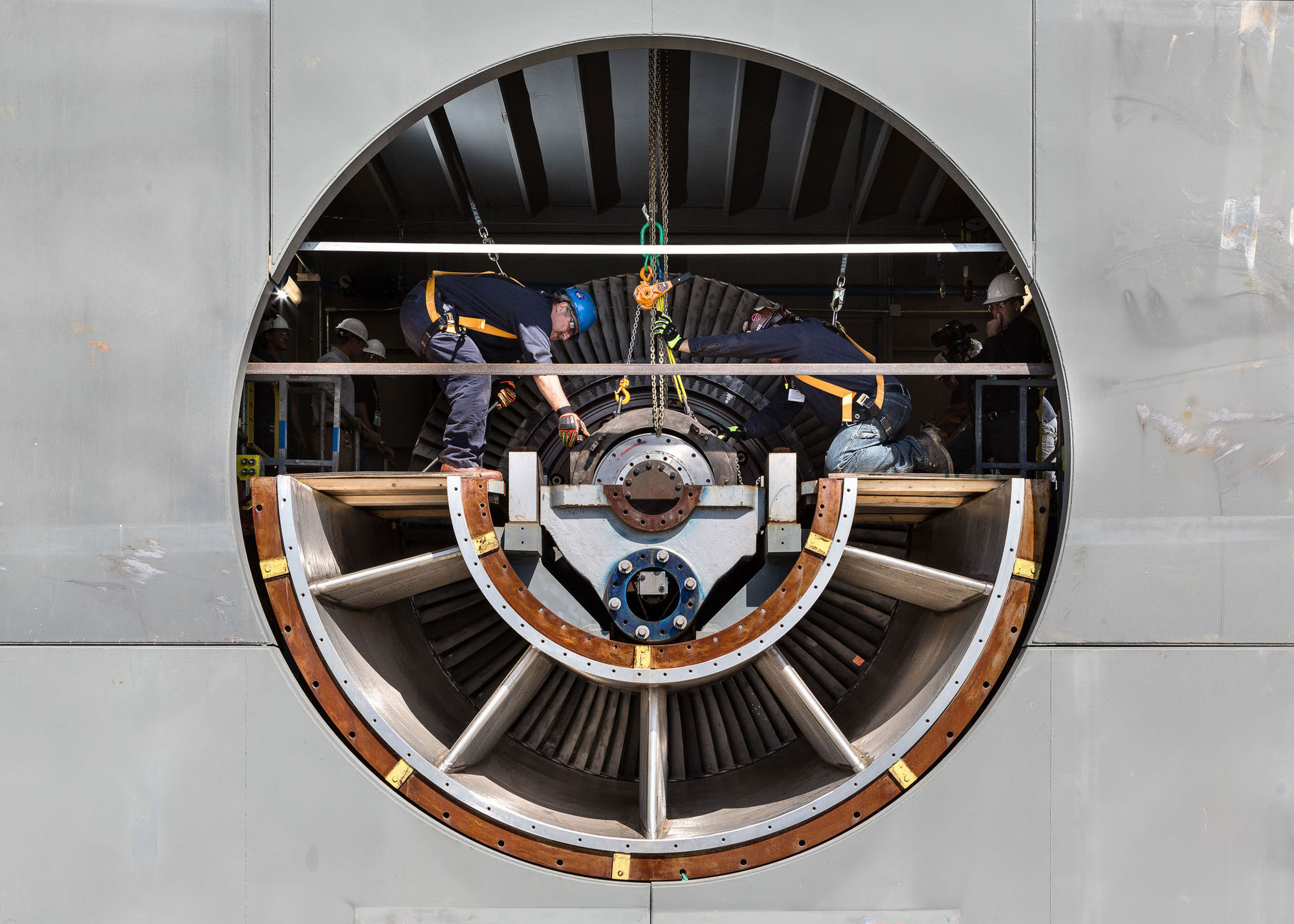 General Electric Gas Turbine Maintenance.