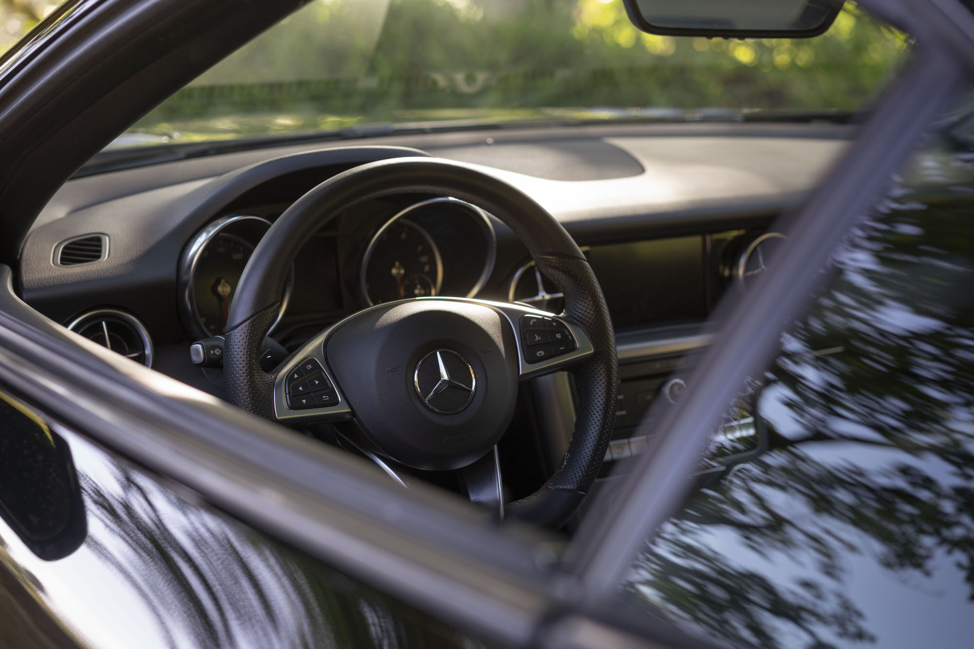 Black interior of Mercedes-Benz SLC 300 in Hawaii